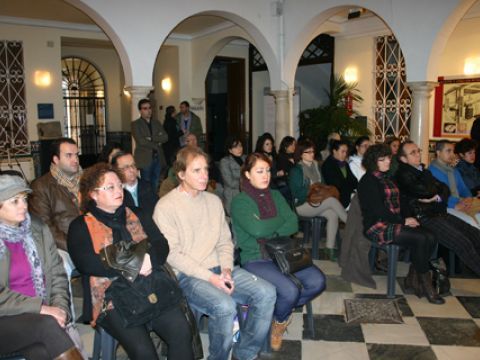 Artesanos procedentes de Jaén y Córdroba -principalmente Priego- durante la presentación del proyecto. (Foto: R. Cobo)