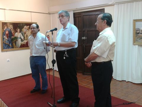 Manuel Jiménez, Antonio José Barrientos y Miguel Forcada durante la inauguración de la muestra. (Foto: R. Cobo)