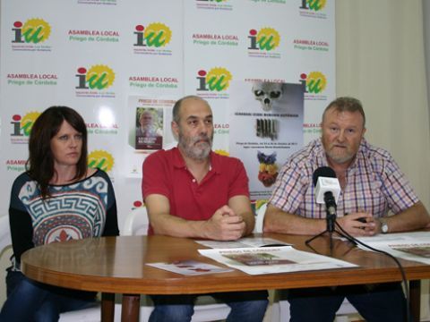 Nuria Ortiz, José García y José Francisco del Caño durante su comparecencia ante los medios. (Foto. R. Cobo)