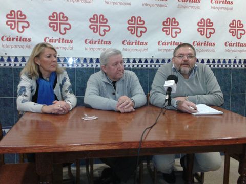 Mamen Molina, Ramón Martínez y Manuel Montes durante la presentacion de la campaña. (Foto: R. Cobo)