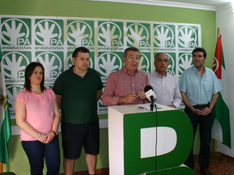 Malagón, Pulido, Pérez Cabello, Espinosa y González durante la rueda de prensa ofrecida ayer miércoles en la sede del PA. (Foto: R. Cobo)